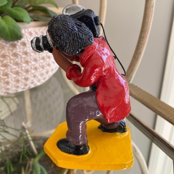 RARE FIND Vintage -Work of the Popular Artist Mestre Luiz Antônio - TV cameraman - Picture 7 of 11